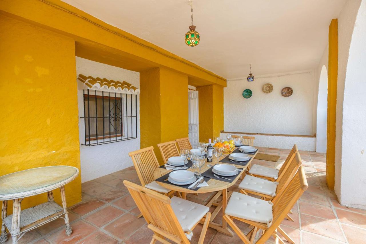 Casa Jardín del Olivar con Piscina privada Alcaucín Exterior foto