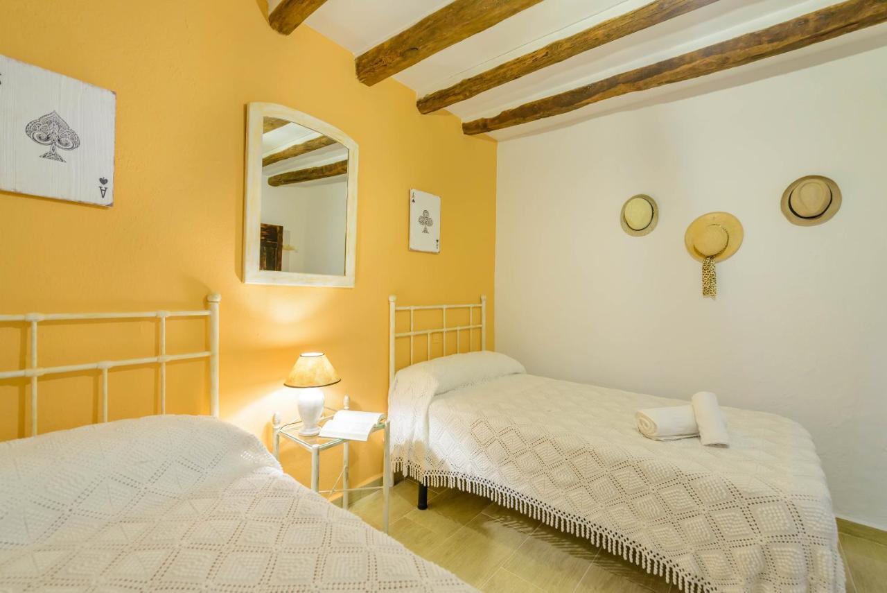 Casa Jardín del Olivar con Piscina privada Alcaucín Exterior foto